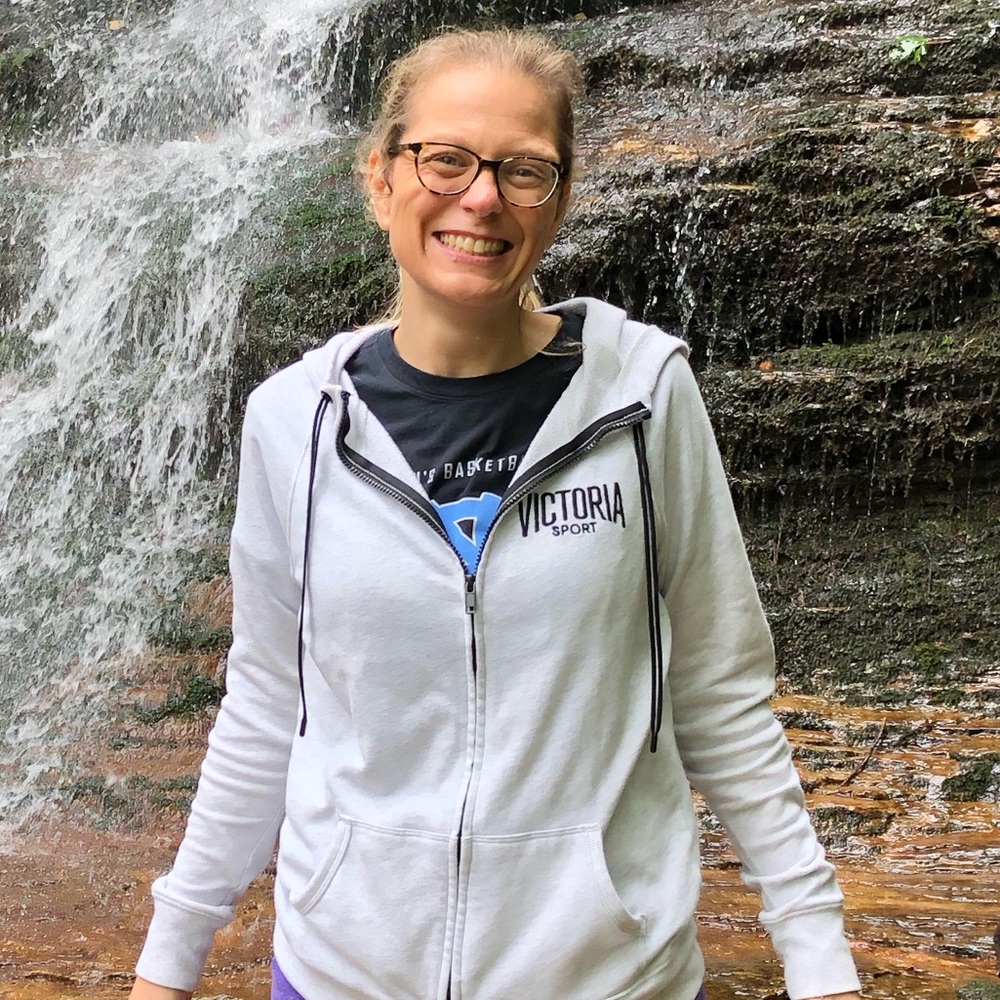 Meet your Posher, Becky